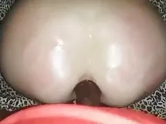 یک هیپستر با ریش ماساژ مولاتو انجام داد و او بهترین سایت سکسی جهان را در گربه روی تخت قرمز لعنتی کرد